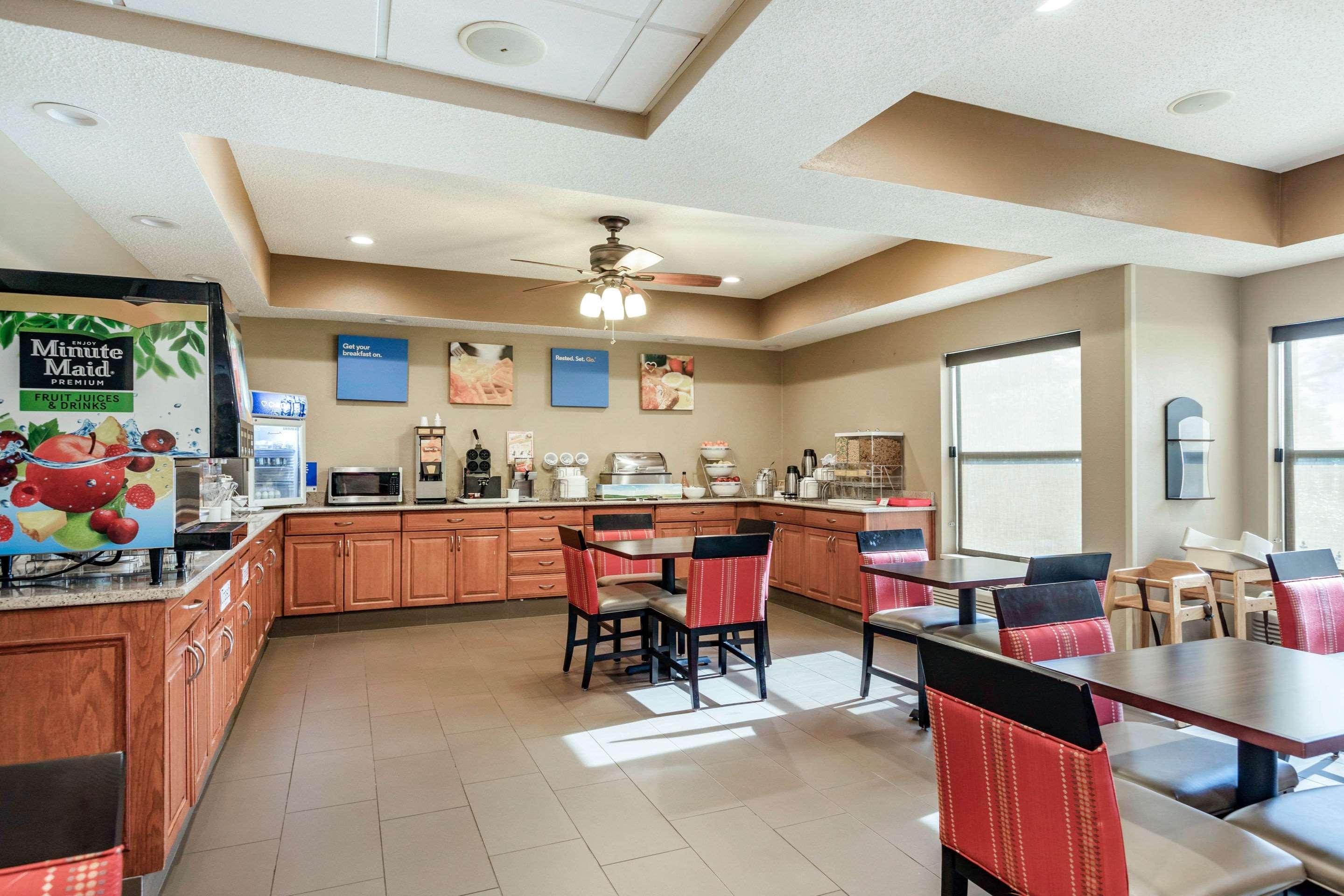 Comfort Inn Wings Stadium Kalamazoo Exterior foto