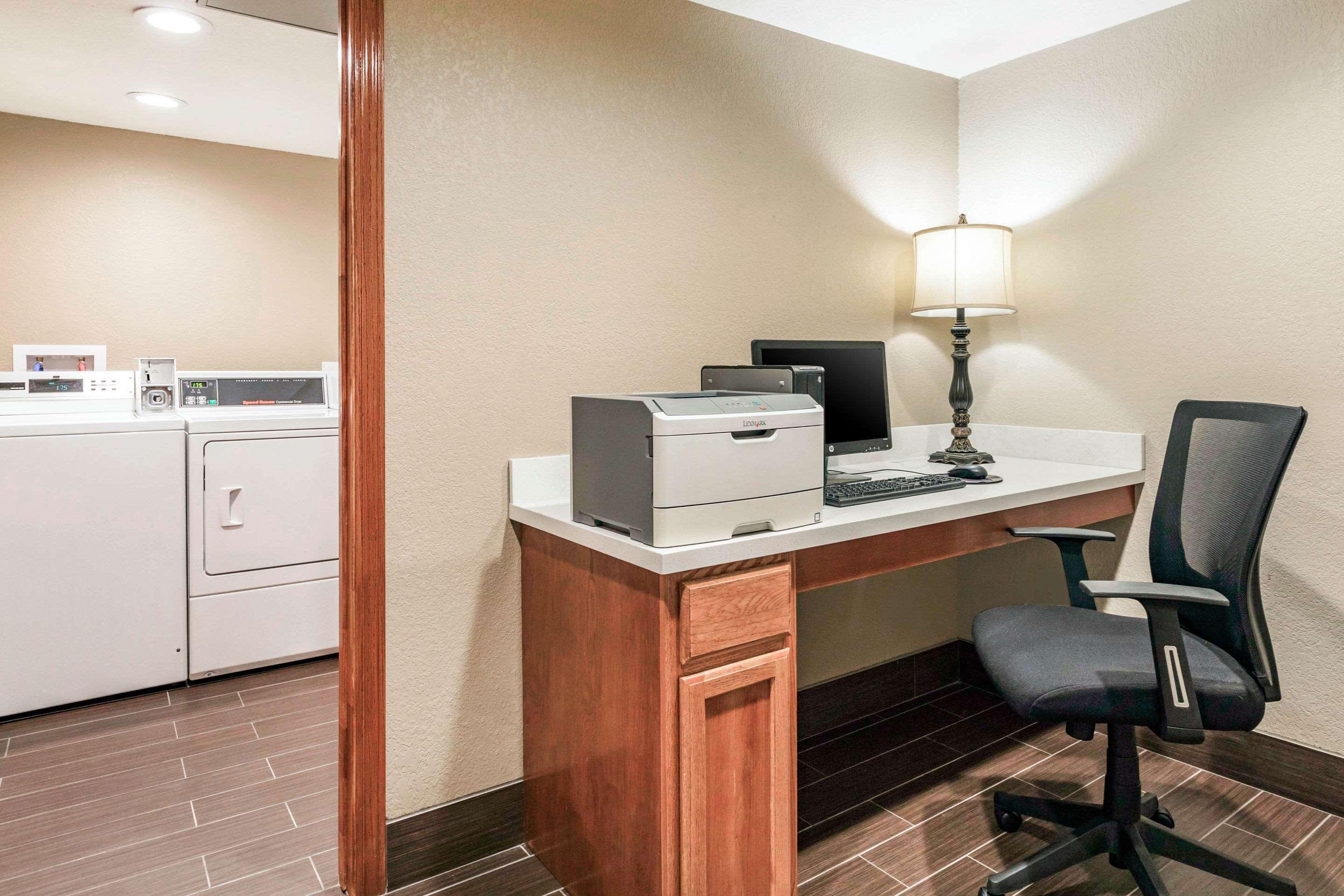 Comfort Inn Wings Stadium Kalamazoo Exterior foto
