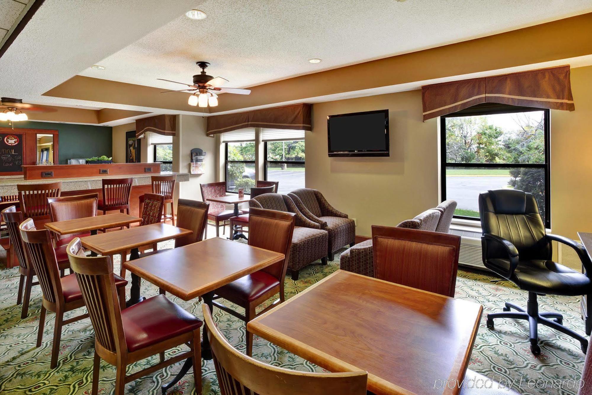 Comfort Inn Wings Stadium Kalamazoo Exterior foto